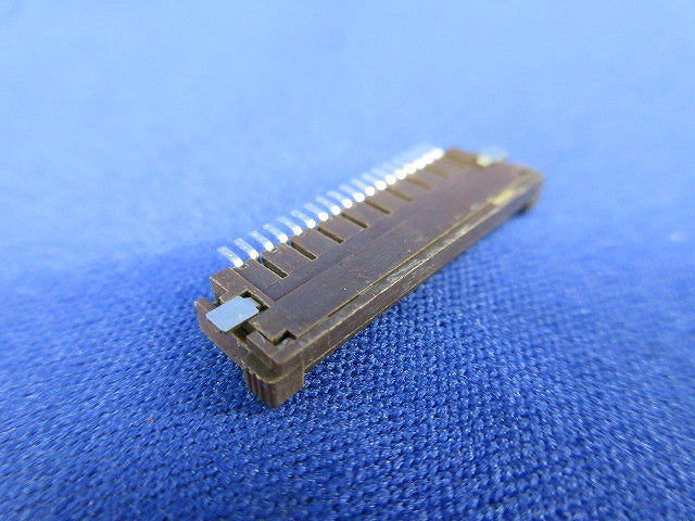 Connector 5個入 18FPZ-SM