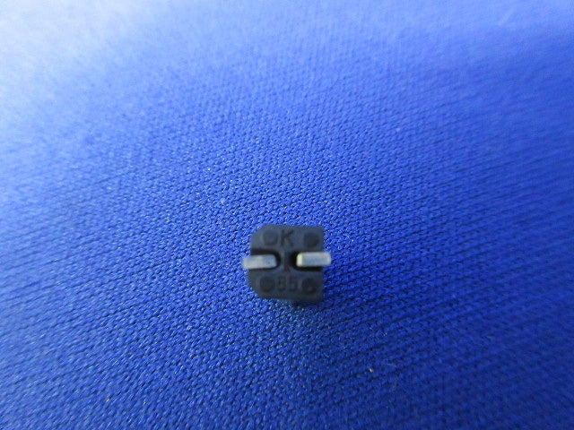 Elec. Chip Cap. 10個入 10V 33uF