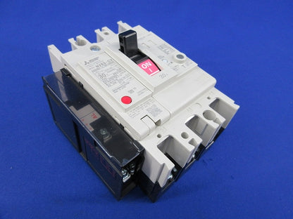 漏電遮断器3P3E30A NV63-CV