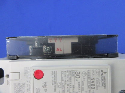 漏電遮断器3P3E30A NV63-CV