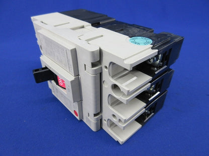 ノーヒューズブレーカ3P15A NF63-CV