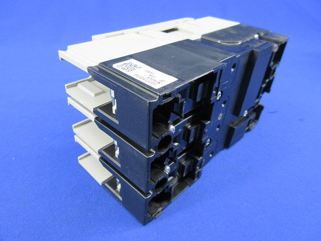 ノーヒューズブレーカ3P15A NF63-CV