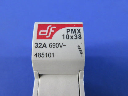 DINレール取付用ヒューズホルダー(4個入) IEC/EN60269 485101