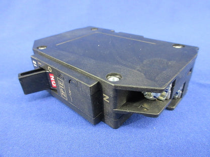 スリムサーキットブレーカ2P1E20A(3個入) NX51A