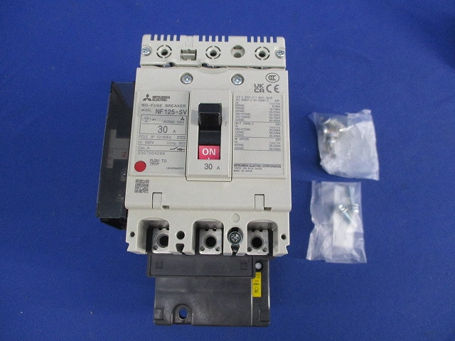 ノーヒューズ遮断器3P30A NF125-SV
