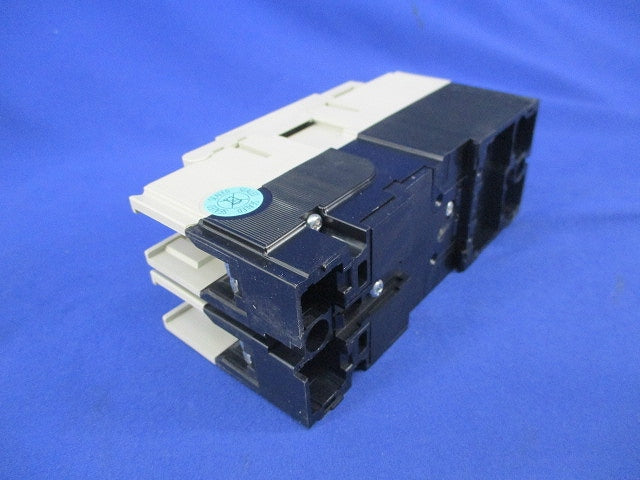 ノーヒューズブレーカ2P15A NF63-CV