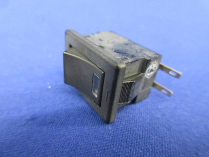 POWER SW JWZ1120-0403 W/GREEN LED