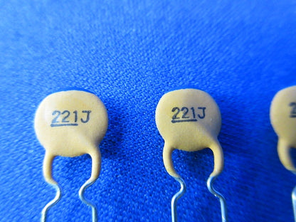 Cera.Cap 10個入 ECCR1H221JT5