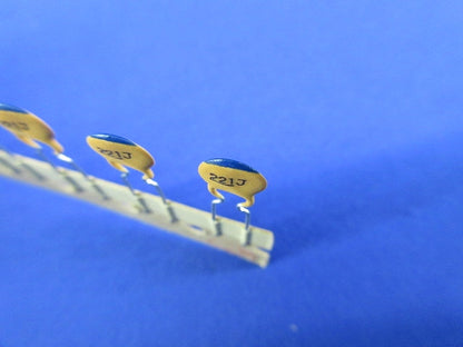 Cera.Cap 10個入 ECCR1H221JT5