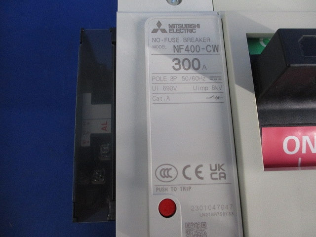 ノーヒューズブレーカ3P300A NF400-CW