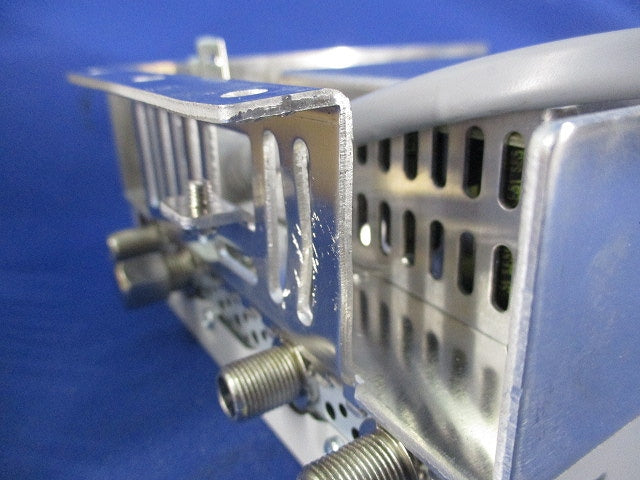 共同受信用CS/BS-IFブースター(ジャンク品) RAS-82A