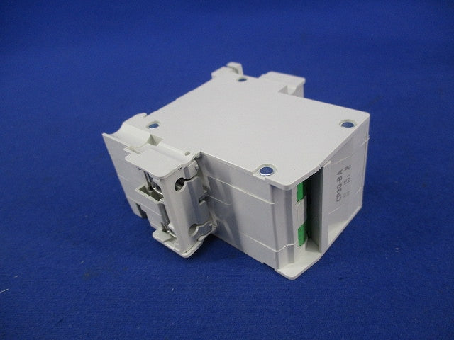 サーキットプロテクタ 2P15A CP30-BA