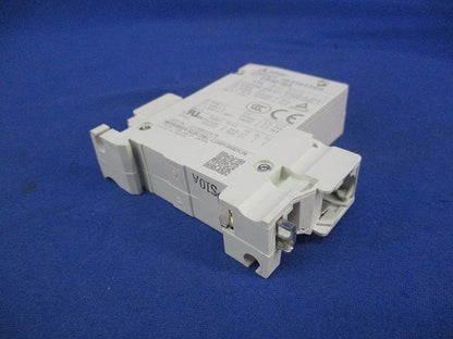 サーキットプロテクタ 1P10A CP30-BA