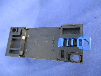リレーソケット(3個入) SY4S-05DN