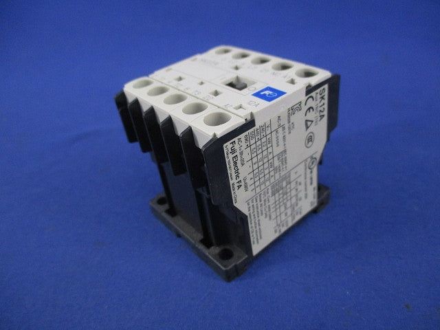 標準形電磁接触器 交流操作形 100V SK12A