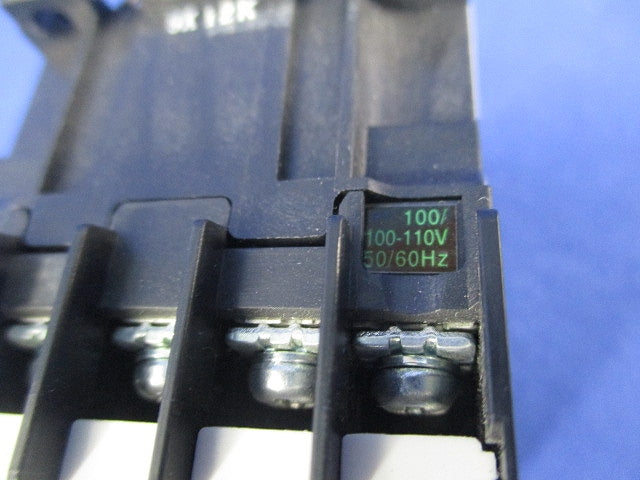 標準形電磁接触器 交流操作形 100V SK12A