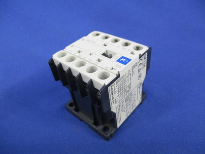 標準形電磁接触器 交流操作形 100V SK12A