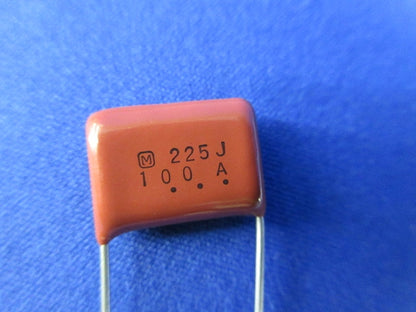 Capacitor 50個入 ECQ-E225J