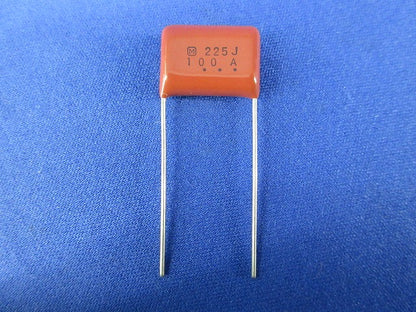 Capacitor 50個入 ECQ-E225J