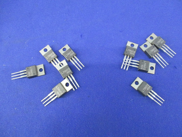 I.C. 10個入 L78M12 4B4