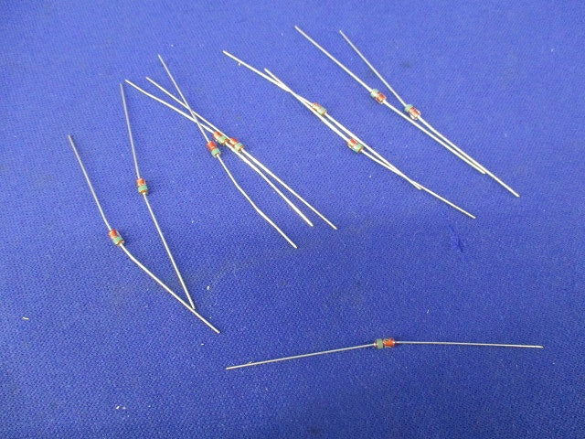 Diode 10個入 1SV72