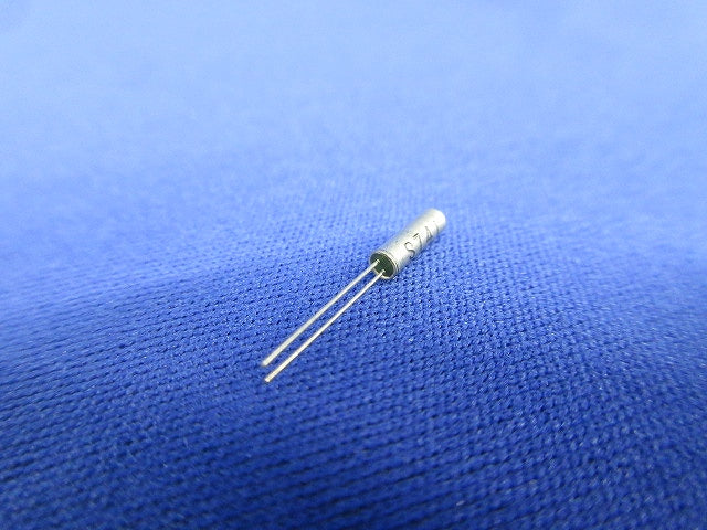 Quarts Crystal Unit 100個入 CFS-206