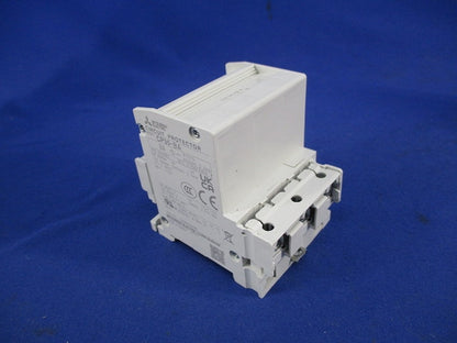 サーキットプロテクタ 3P3A CP30-BA