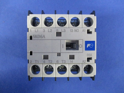 電磁接触器 380-400V50Hz 400V-440V60Hz SK06A-410