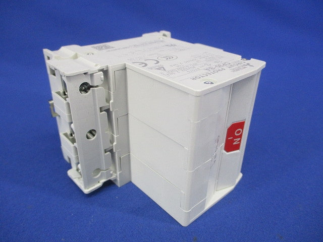 サーキットプロテクタ 3P3E3A CP30-BA3P3E3A
