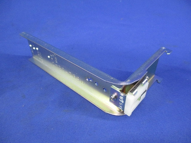 電源取り付け金具(9個入) PS9Z-3E4C