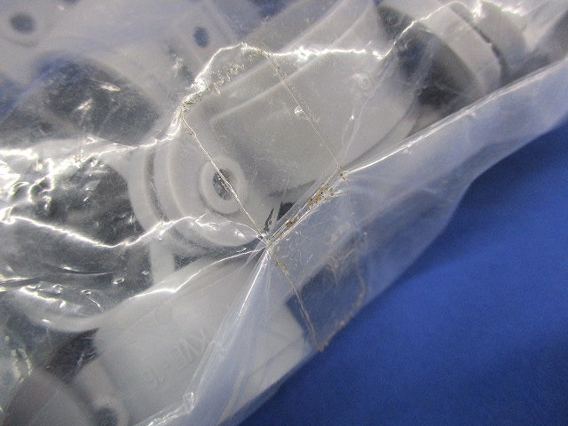 VE片サドル 適合VE管16 グレー 50個入 KVE-16-50