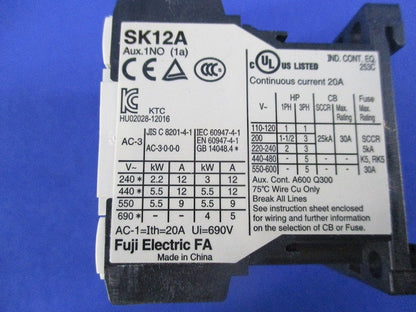電磁接触器 コイルAC200Ｖ SK12A