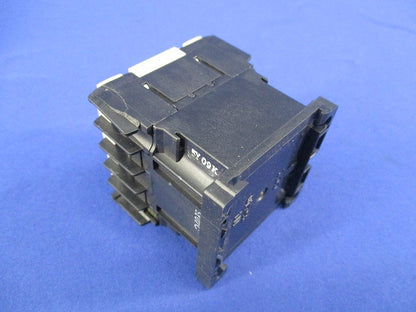 電磁接触器 コイルAC200Ｖ SK12A
