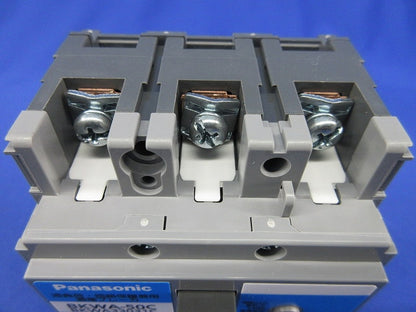 漏電ブレーカ3P3E30A BKWA-50C BKWA33031C
