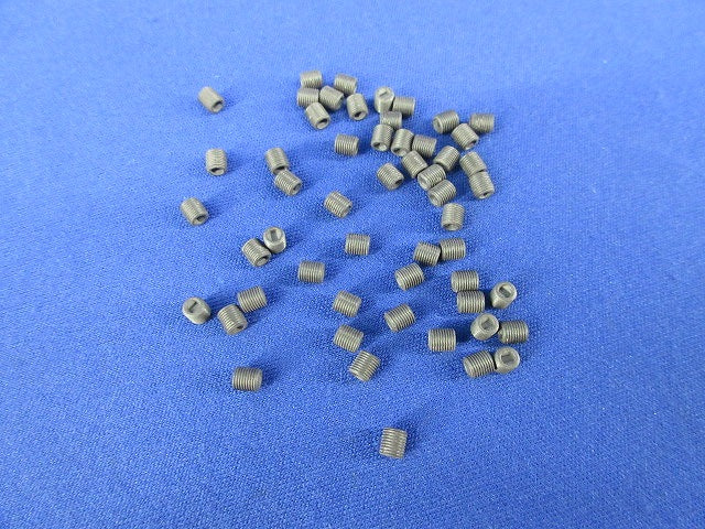 Ferrite Core 50個入 2567AE11