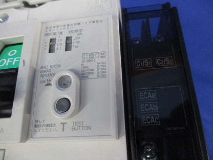 漏電アラーム付遮断器3P15A NF125-ZSV