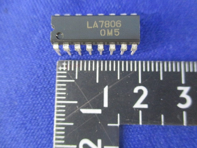 I.C. 4個入 LA7806 OM5