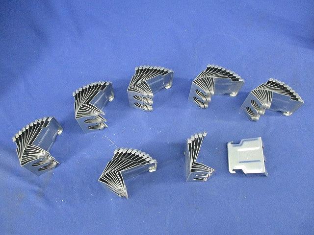 二重天井用金具(66個入) AKC2