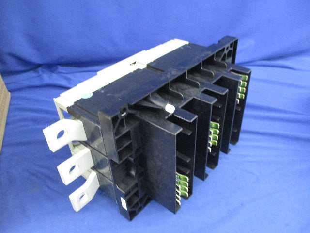 ノーヒューズブレーカ3P300A NF400-CW