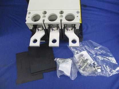 ノーヒューズブレーカ3P300A NF400-CW