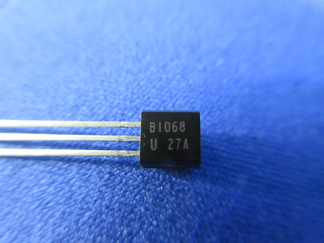 Transistor 50個入 2SB1068