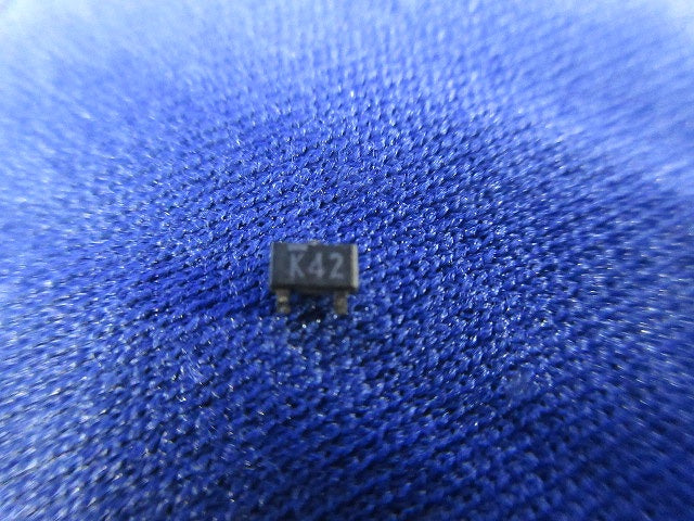 Transistor 25個入 2SK520-L