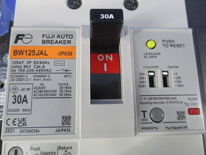 オートブレーカ3P30A BW125JAL