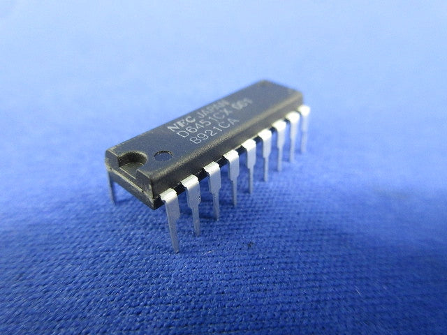 I.C. UPD6451CX-001