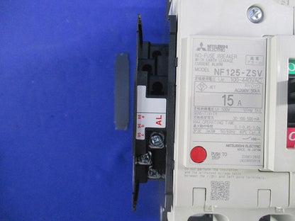 漏電アラーム付遮断器3P3E15A NF125-ZSV