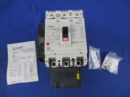 ノーヒューズ遮断器3P15A NF125-SV