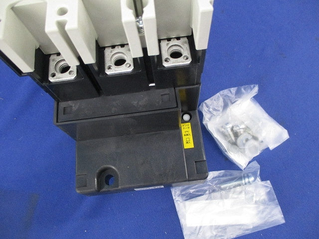 ノーヒューズ遮断器3P15A NF125-SV