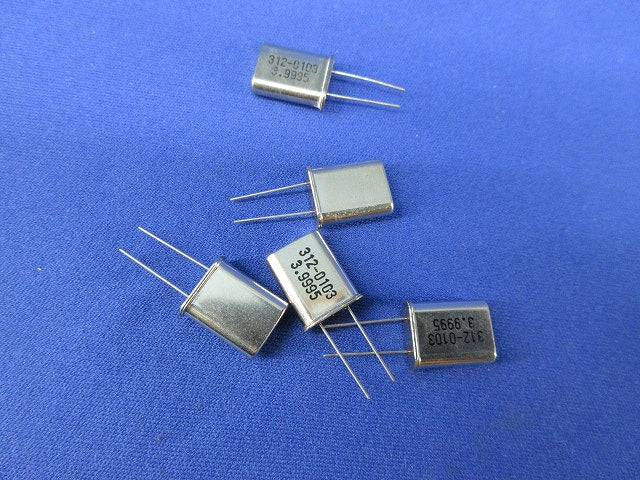Quarts Crystal Unit 5個入 HC-49/U 3.9995MHz