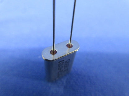 Quarts Crystal Unit 5個入 HC-49/U 3.9995MHz
