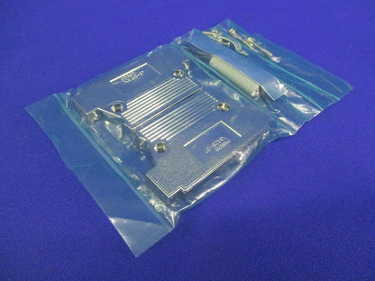 コネクタ組立式フード(13個入) XM2S-37